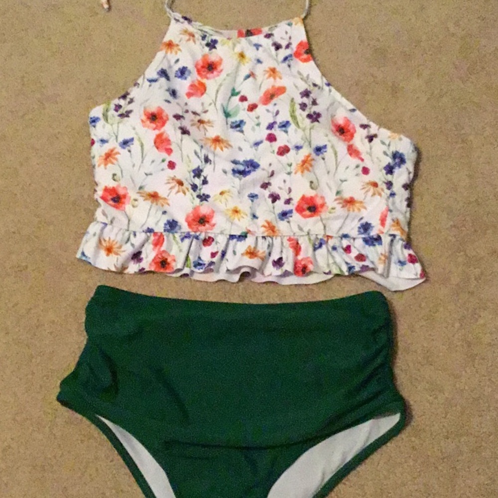 Bathing Suit - Picture 2 of 5